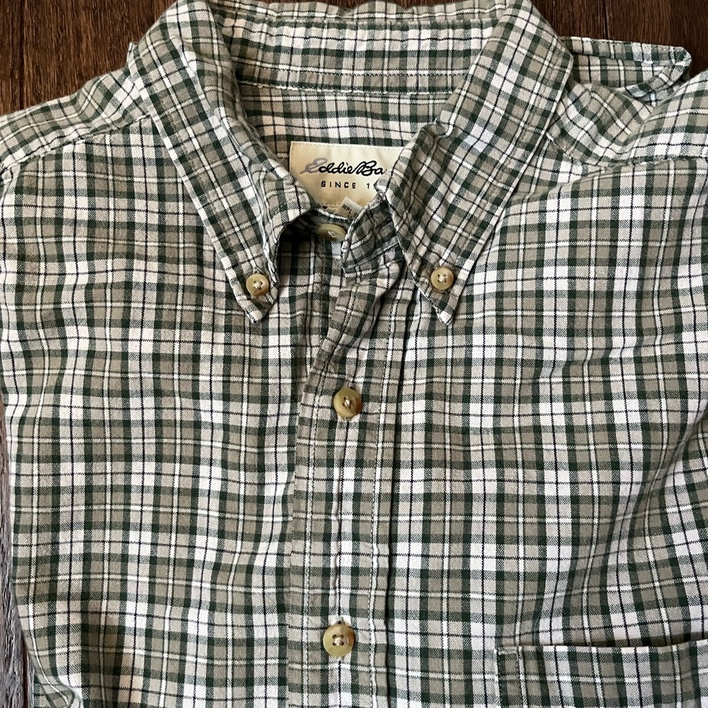 Mens Medium Eddie Bauer short sleeve button down